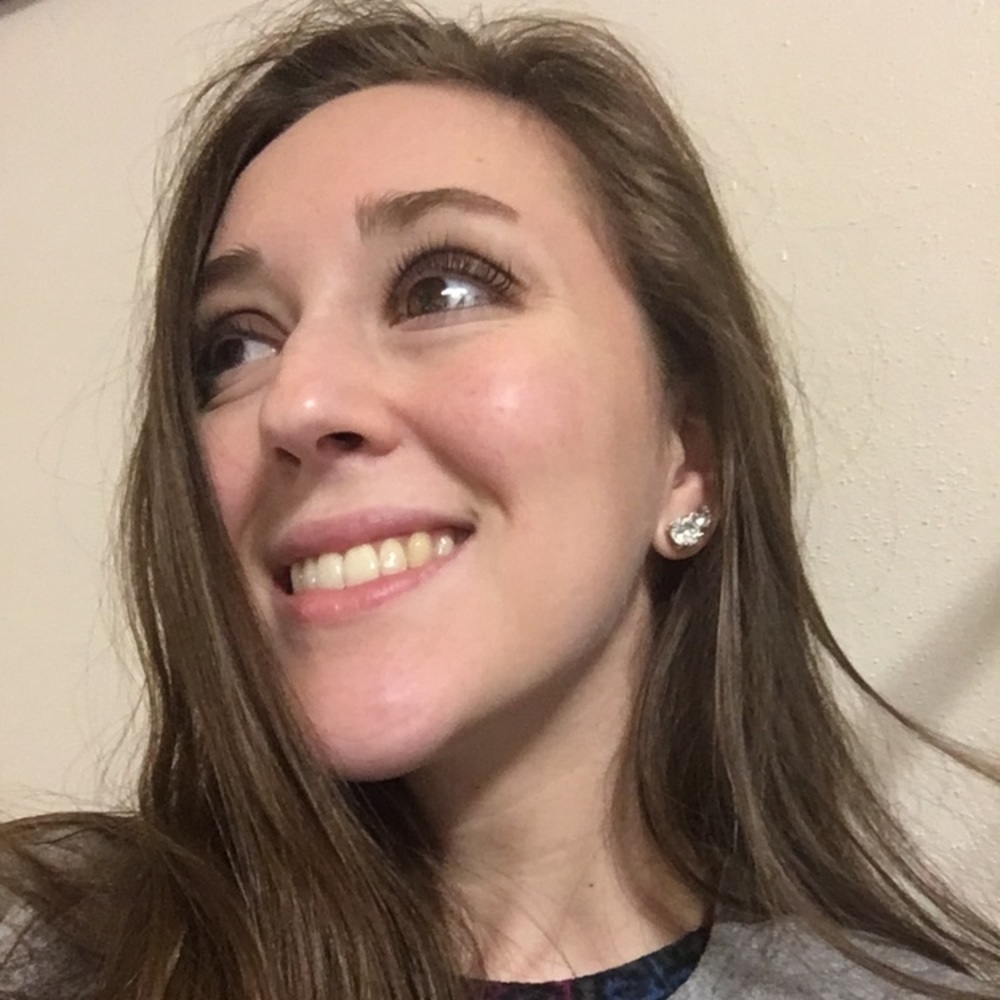 Meet your Posher, Emily